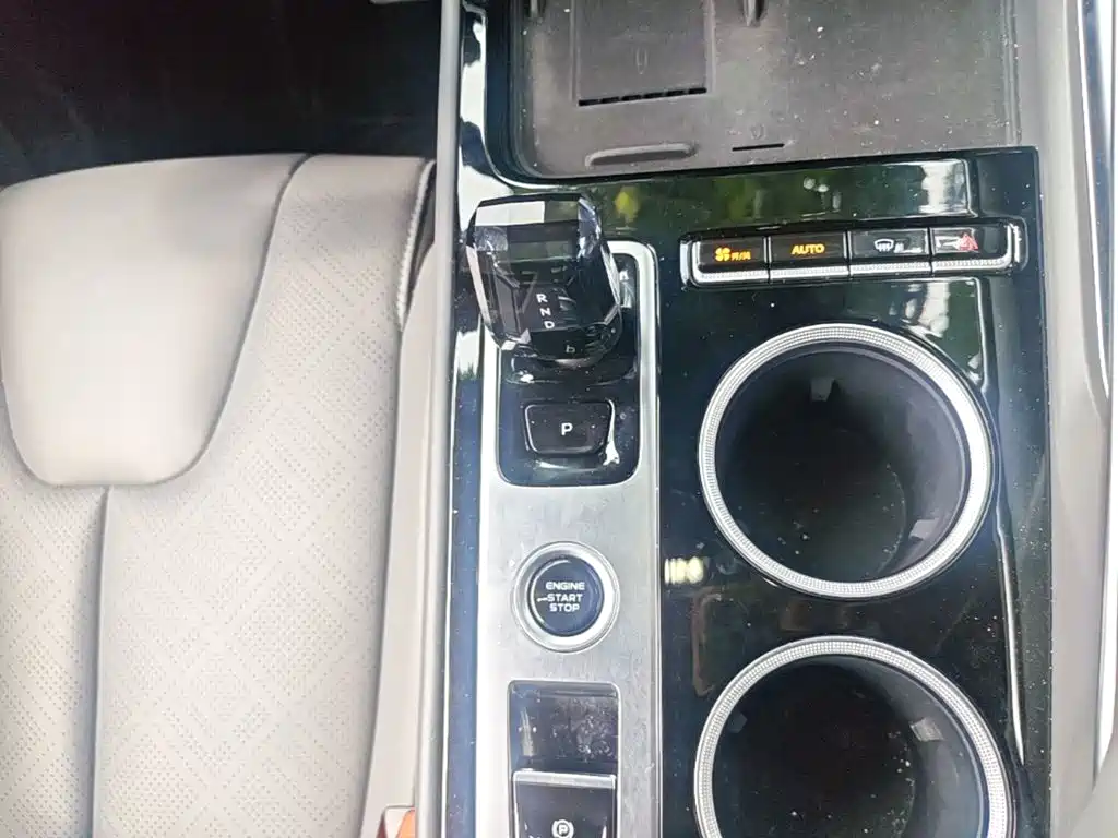 Geely Boyue — миниатюра 14