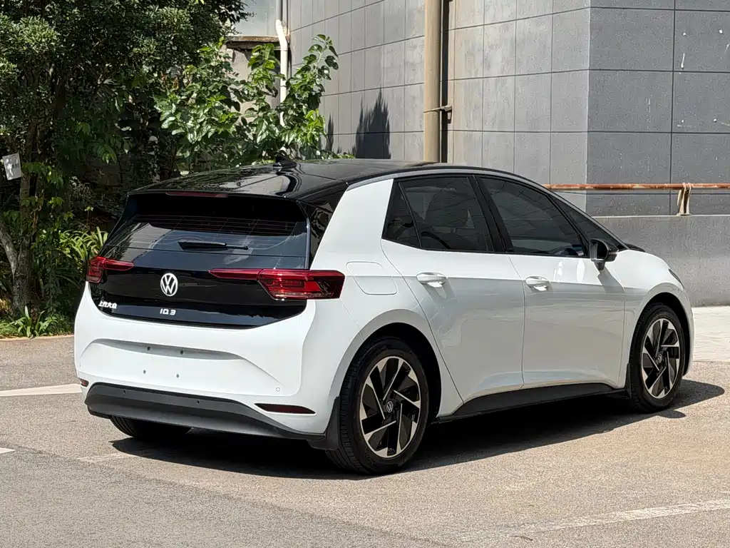 Volkswagen ID.3 — миниатюра 5