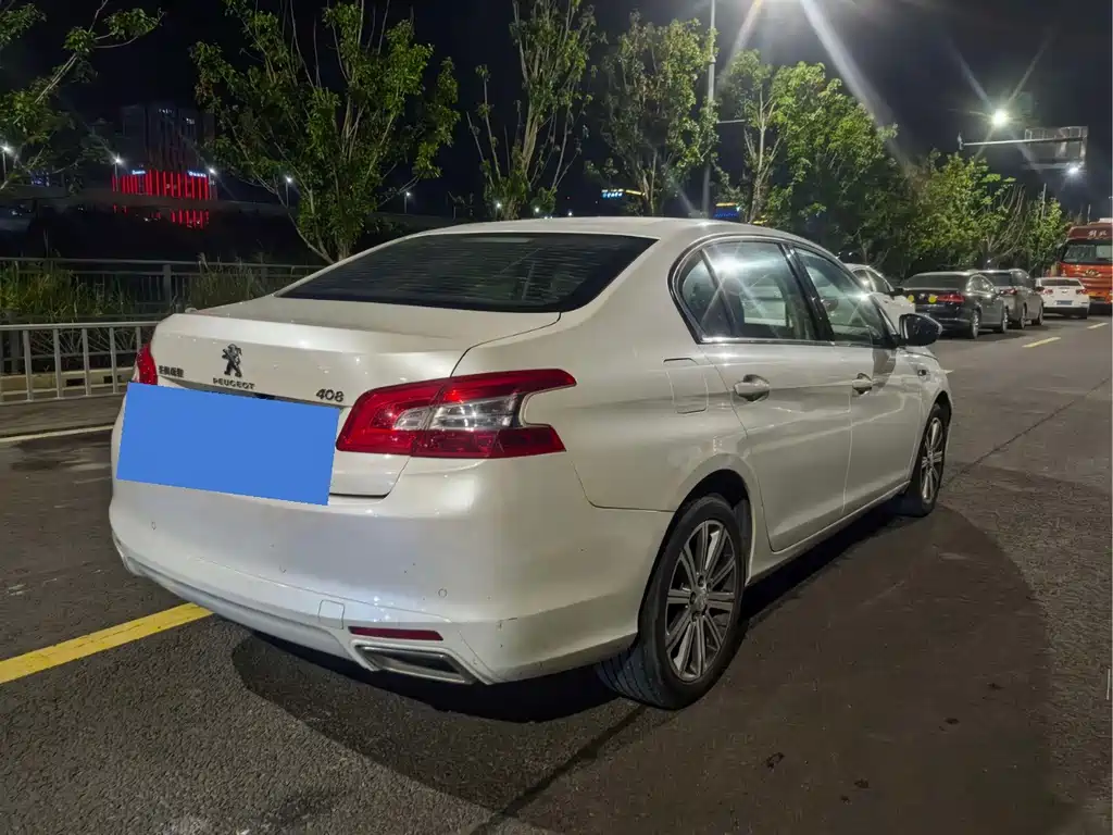 Peugeot 408 — миниатюра 6