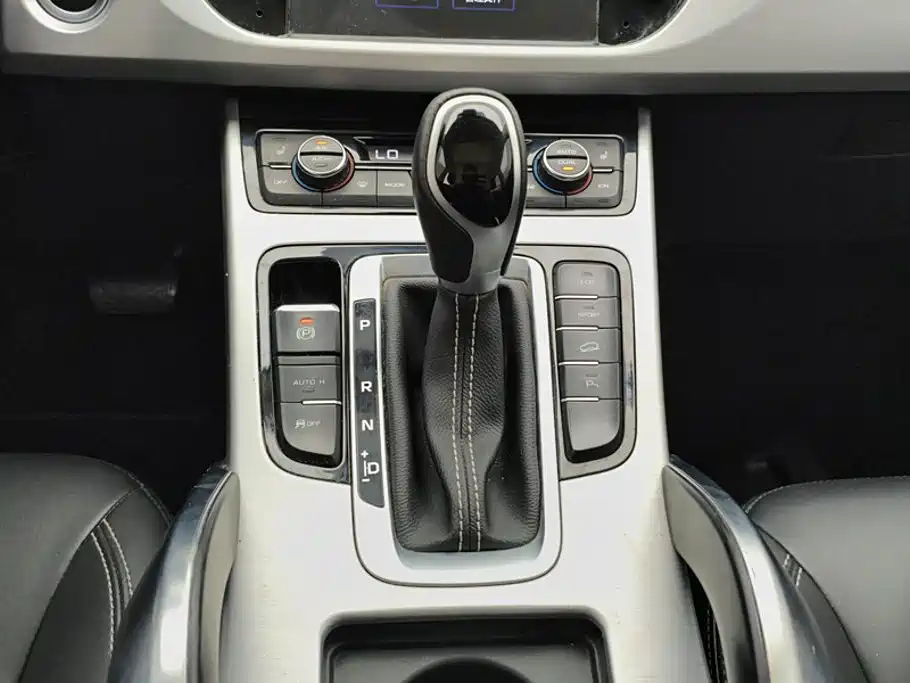 Geely Boyue — миниатюра 16