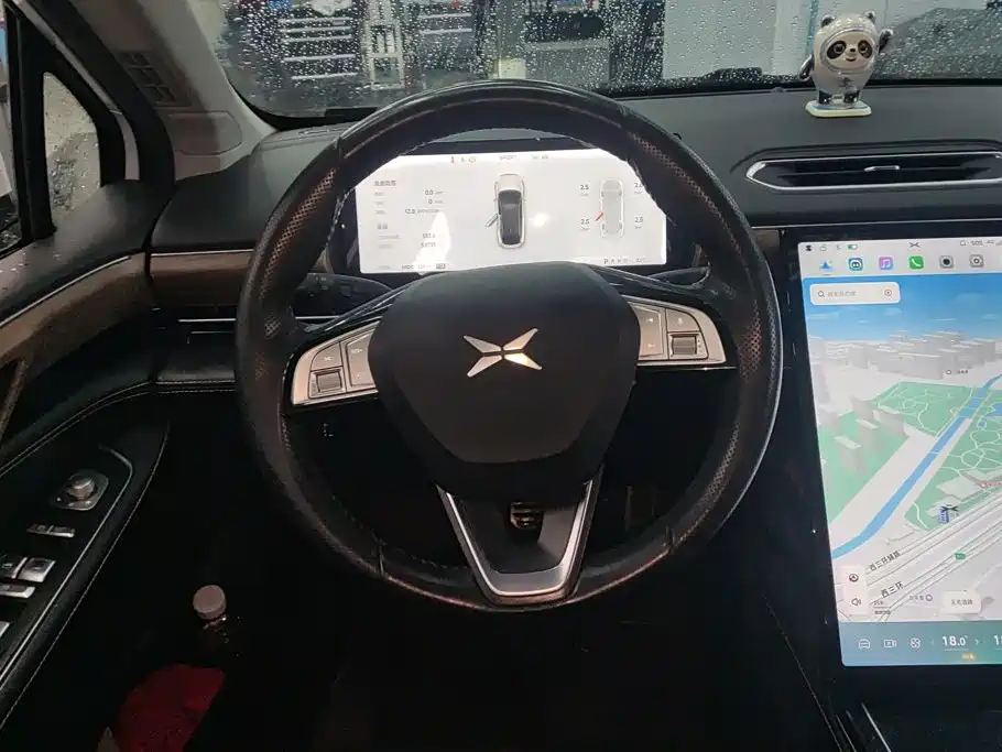 XPeng P5 — миниатюра 15
