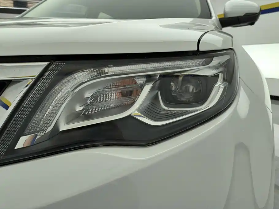 Geely Boyue — миниатюра 5