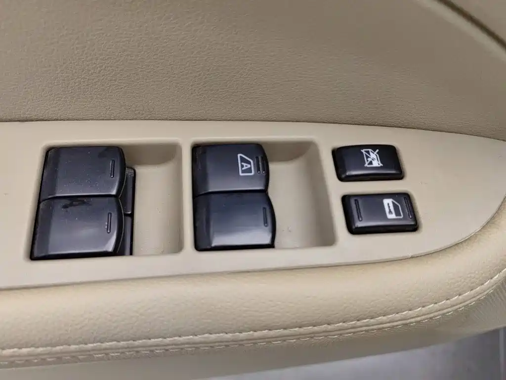 Nissan Sylphy — миниатюра 9