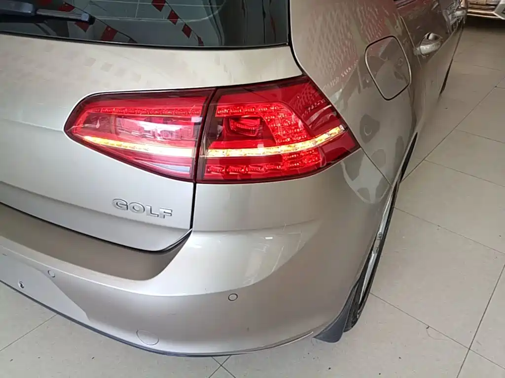 Volkswagen Golf — миниатюра 8