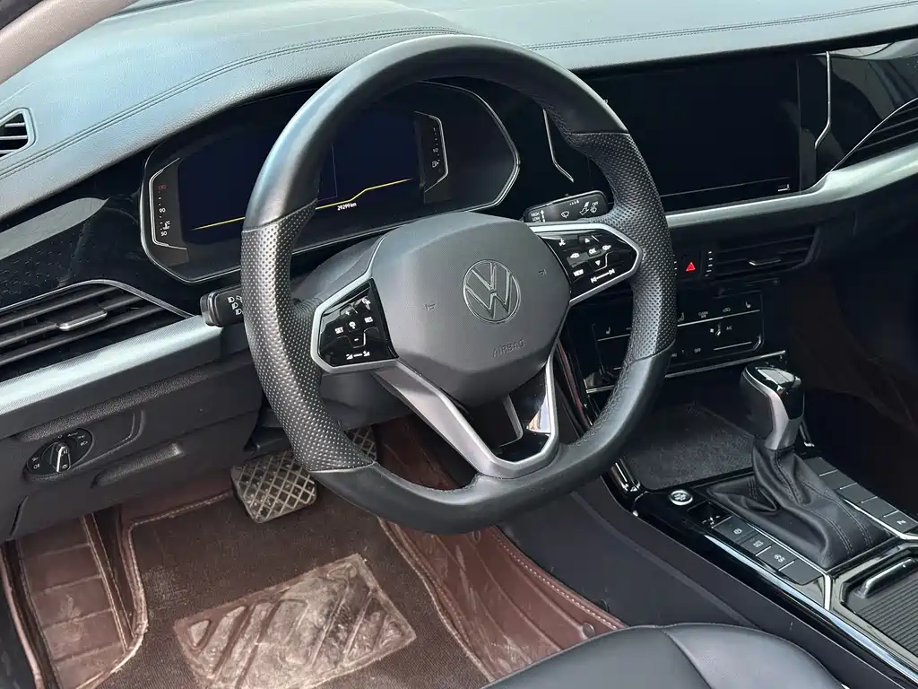 Volkswagen Passat 2023 280TSI Elite