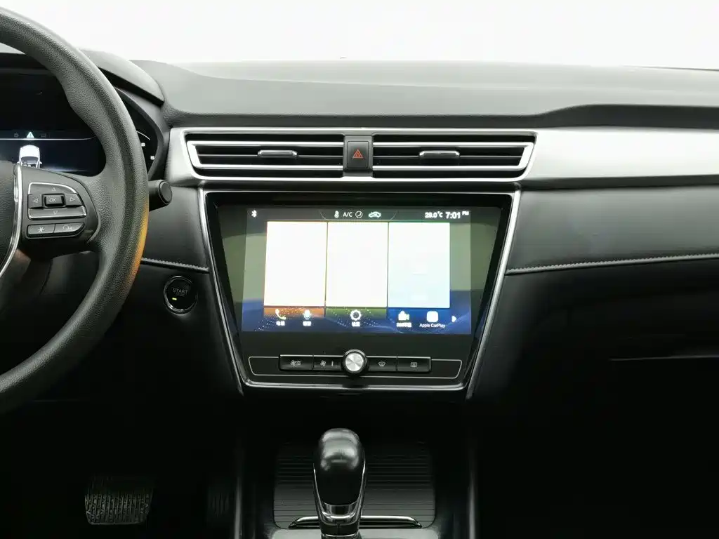Roewe i5 — миниатюра 12