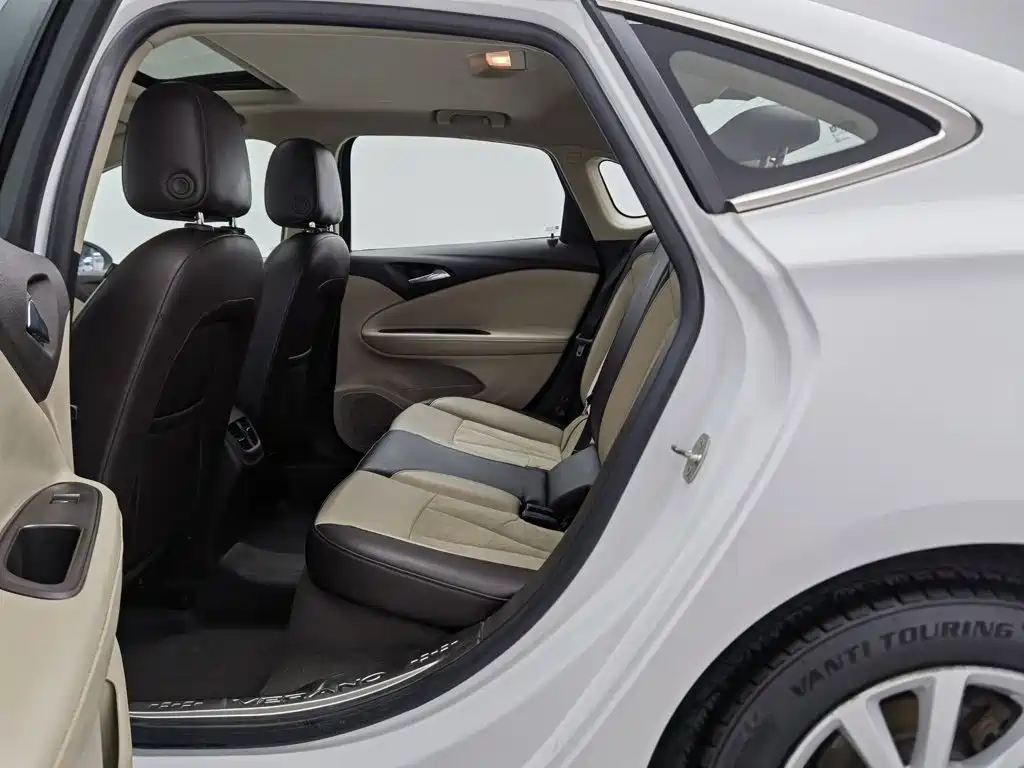 Buick Verano — миниатюра 15
