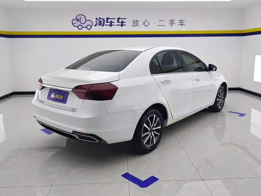 Geely Emgrand — миниатюра 3