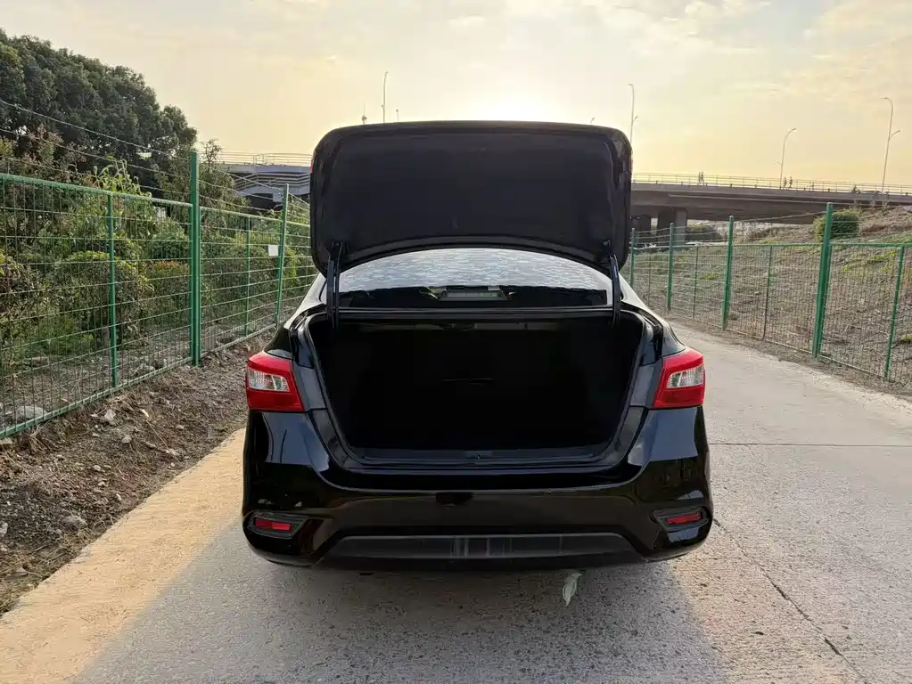 Nissan Sylphy — миниатюра 14