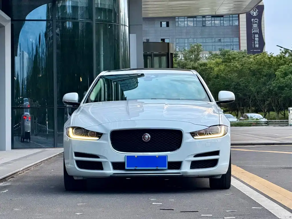 Jaguar XEL 2019 2.0T 200PS Premium