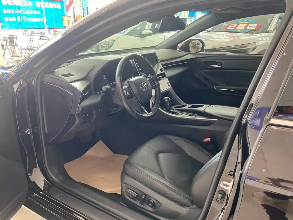 Toyota Avalon — миниатюра 7