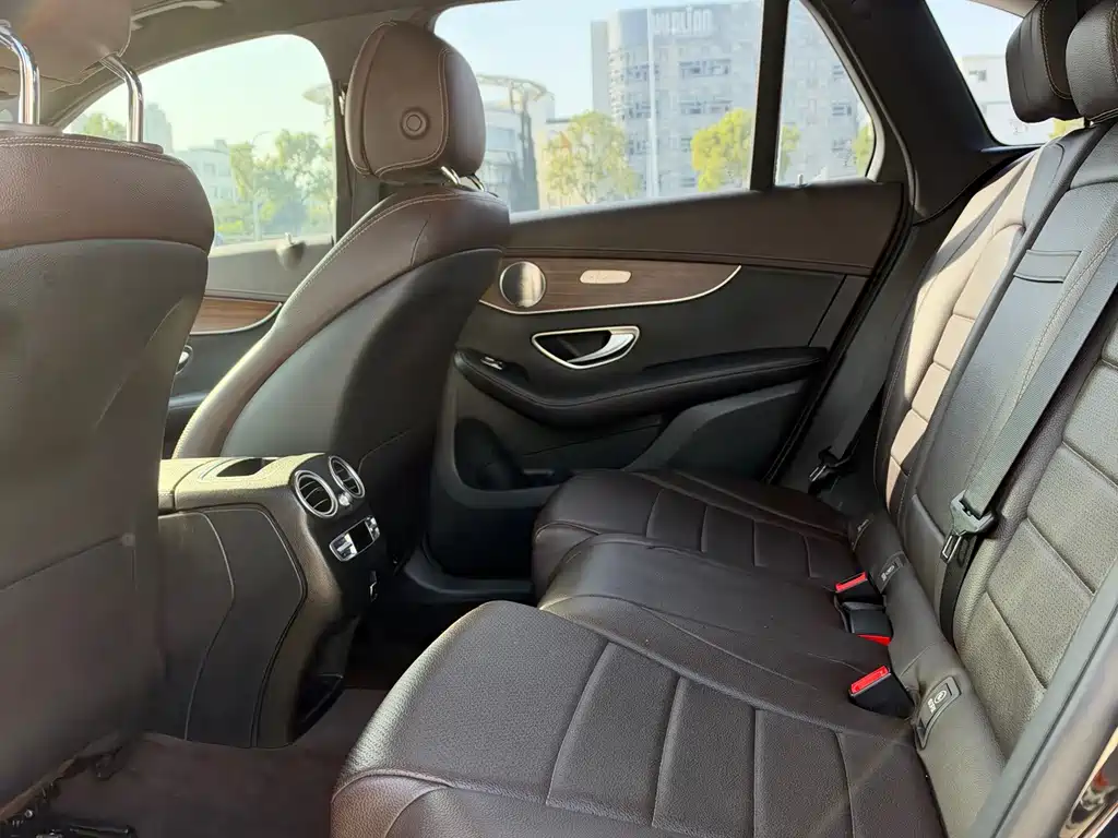 Mercedes-Benz GLC — миниатюра 5