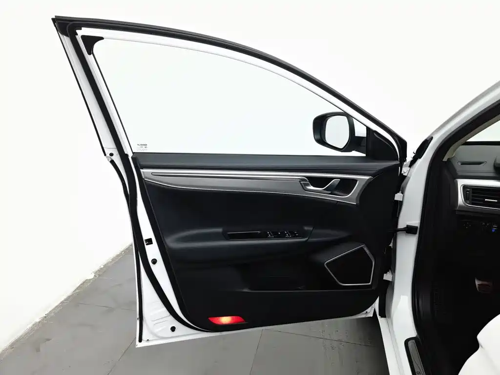 Geely Emgrand GL — миниатюра 8