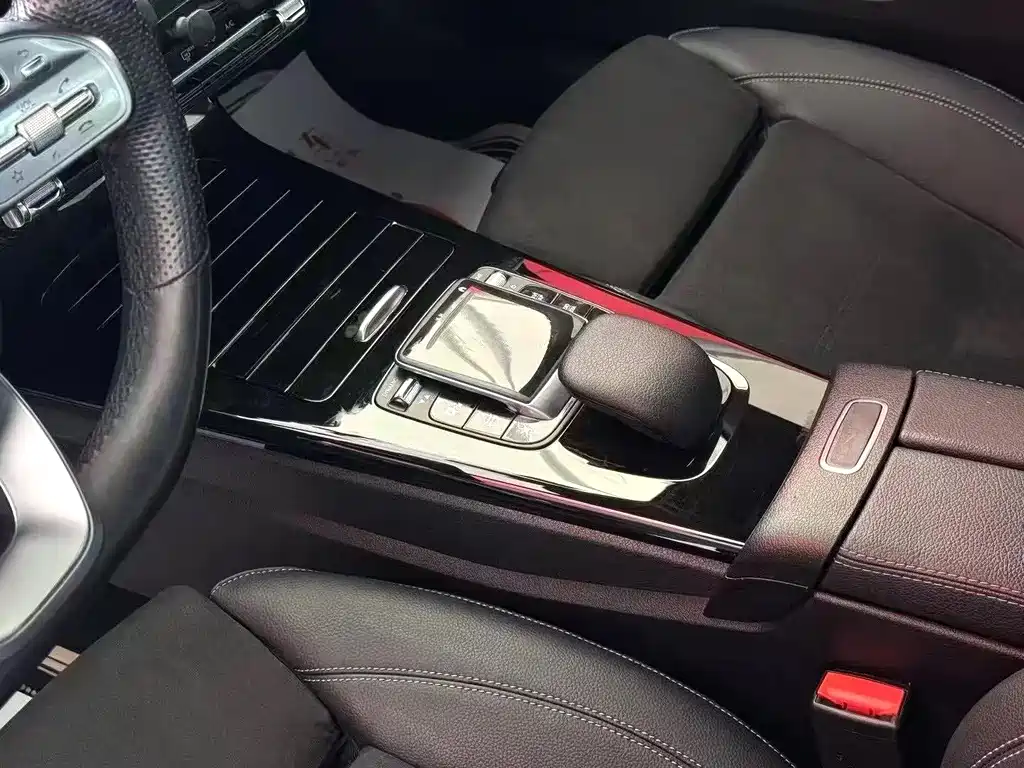 Mercedes-Benz A-Class — миниатюра 4