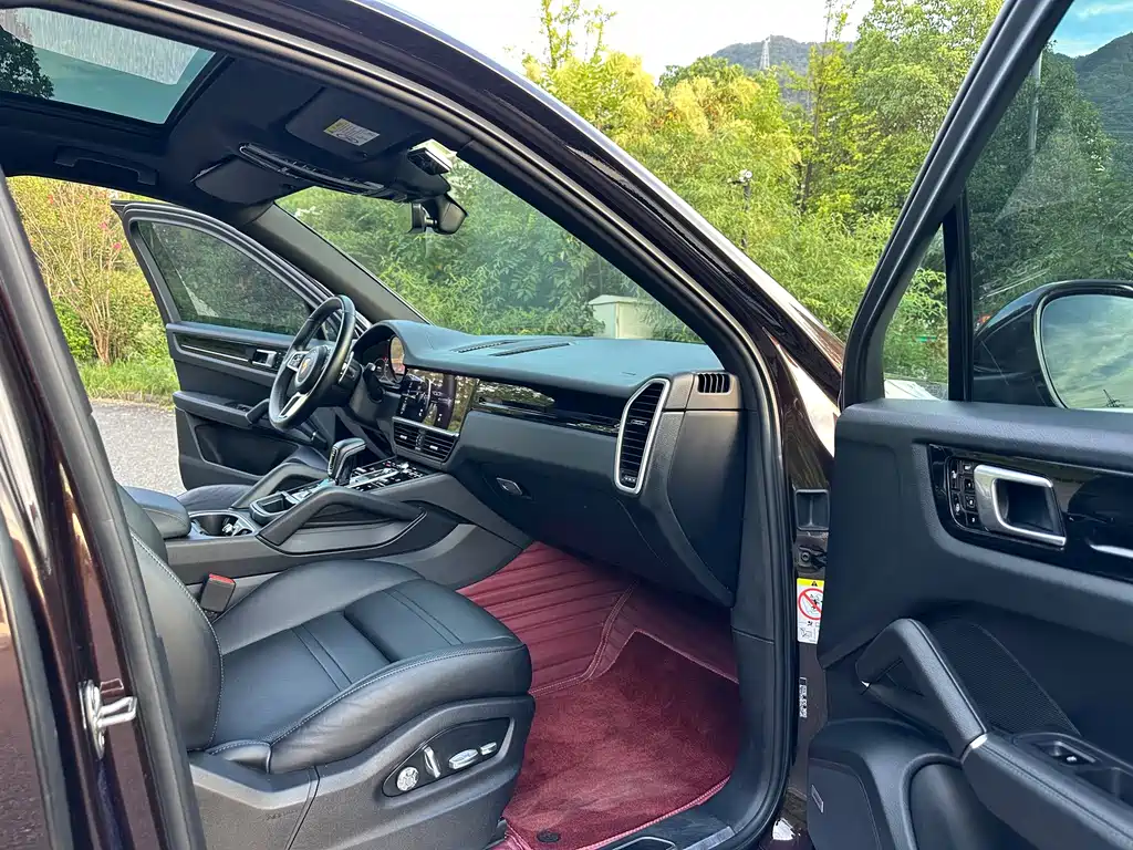 Porsche Cayenne 2018 Cayenne 3.0T