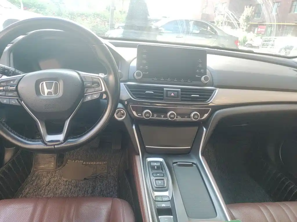 Honda Inspire — миниатюра 10
