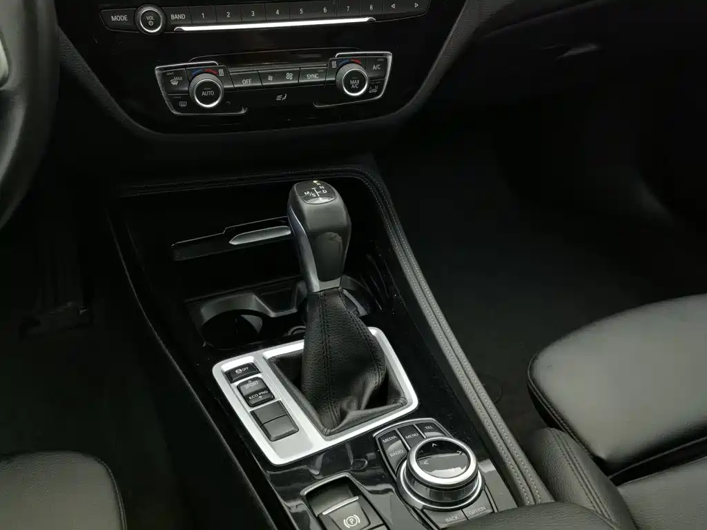 BMW 1 Series — миниатюра 13