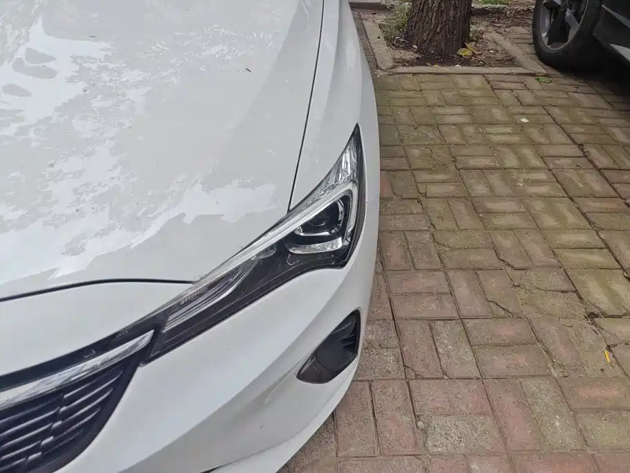 Buick Verano — миниатюра 5