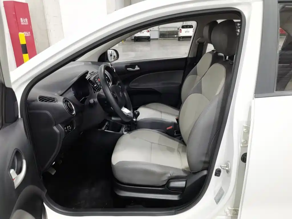 Kia Huanchi — миниатюра 10