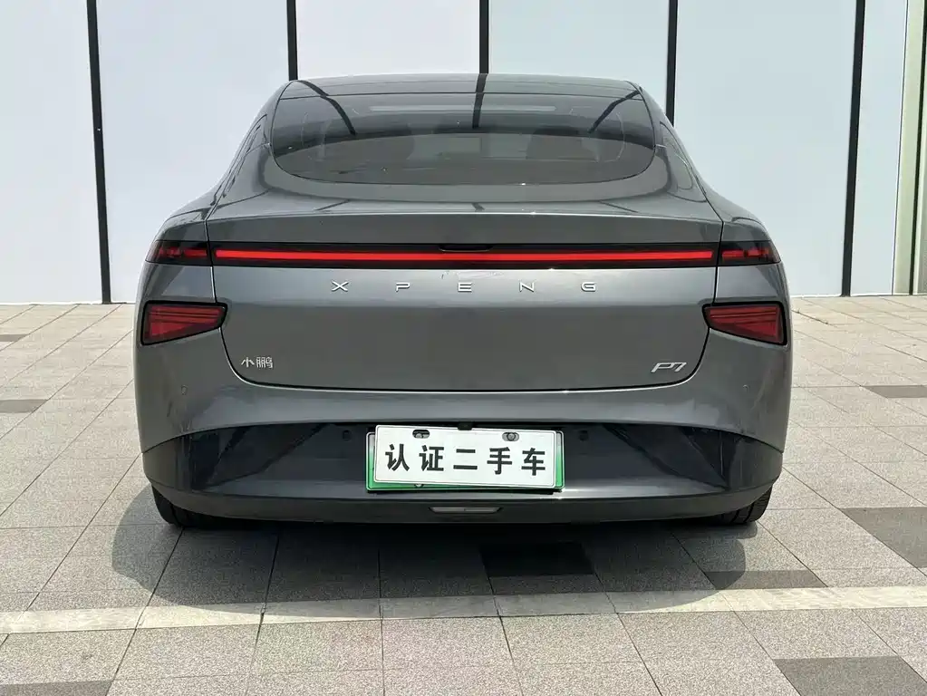 XPeng P7 — миниатюра 6
