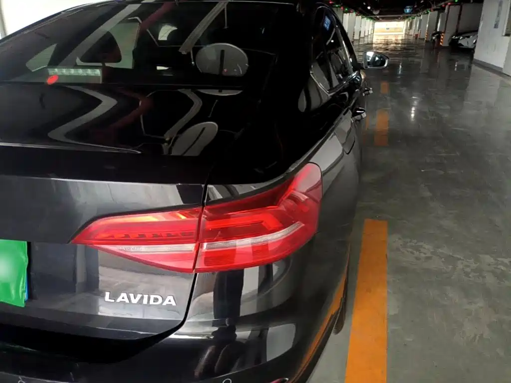 Volkswagen Lavida — миниатюра 8