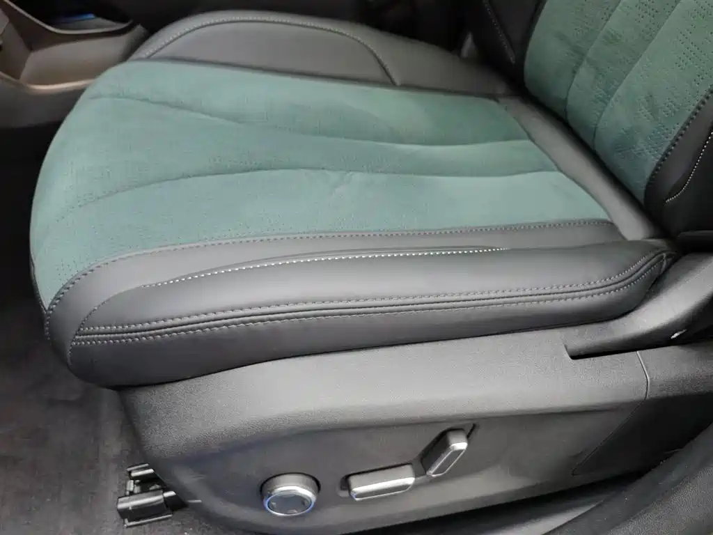 GEELY AUTOMOBILE XINGYUE L