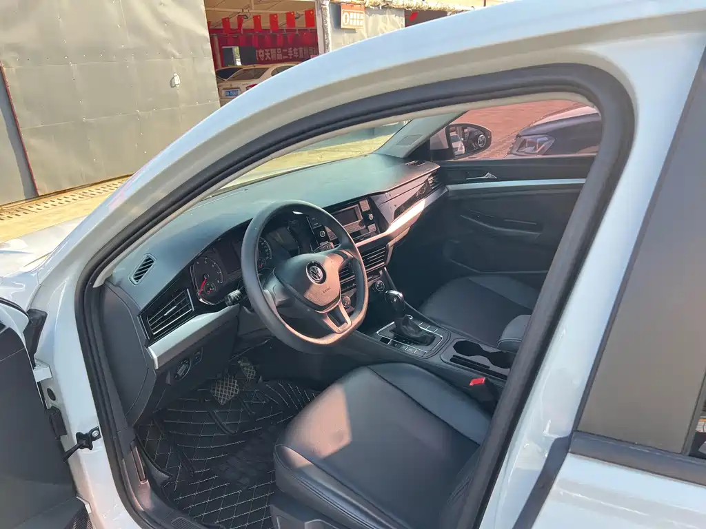 Volkswagen Bora — миниатюра 7