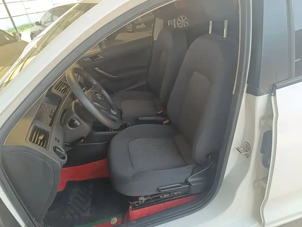 Volkswagen Santana — миниатюра 15