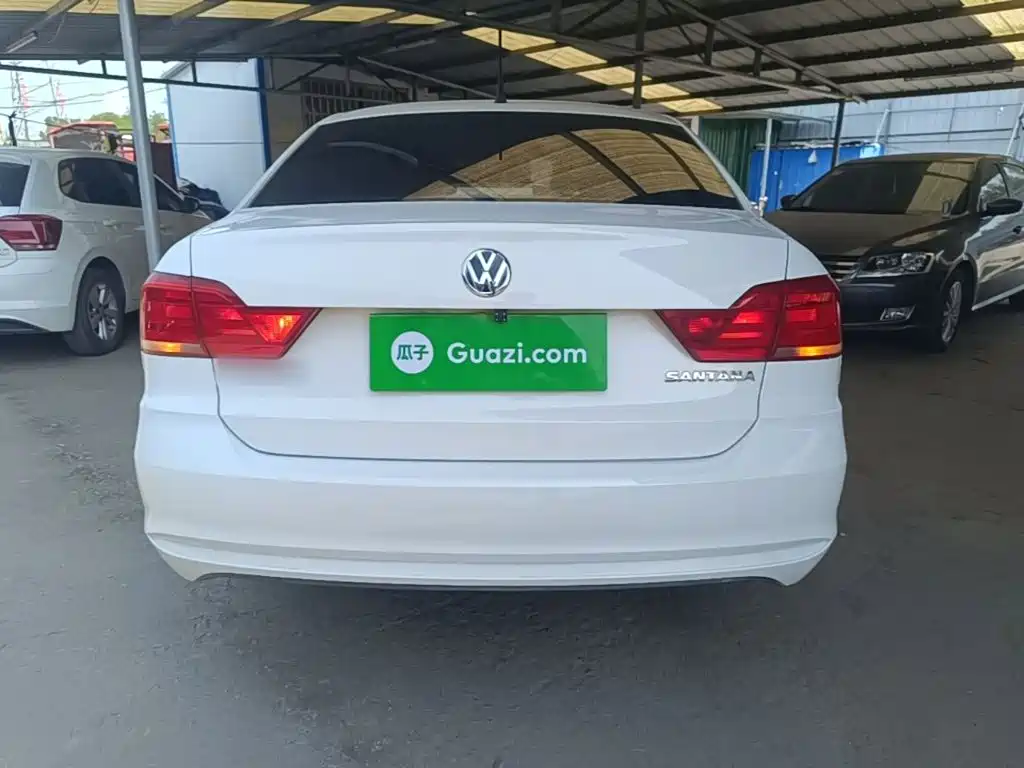 Volkswagen Santana — миниатюра 6