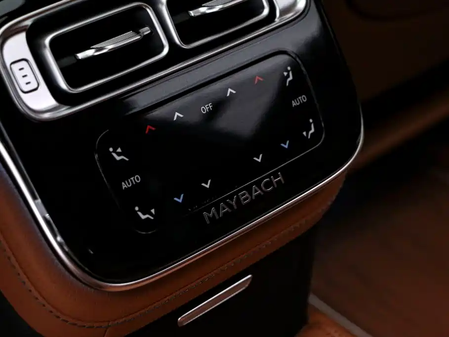 Mercedes-Benz S-Class — миниатюра 17