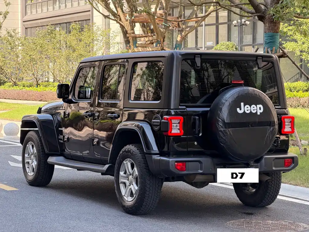 Jeep Wrangler — миниатюра 9