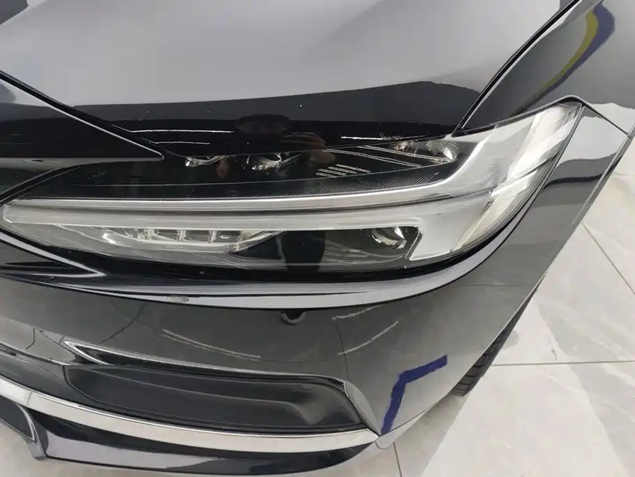 Volvo S90 — миниатюра 5