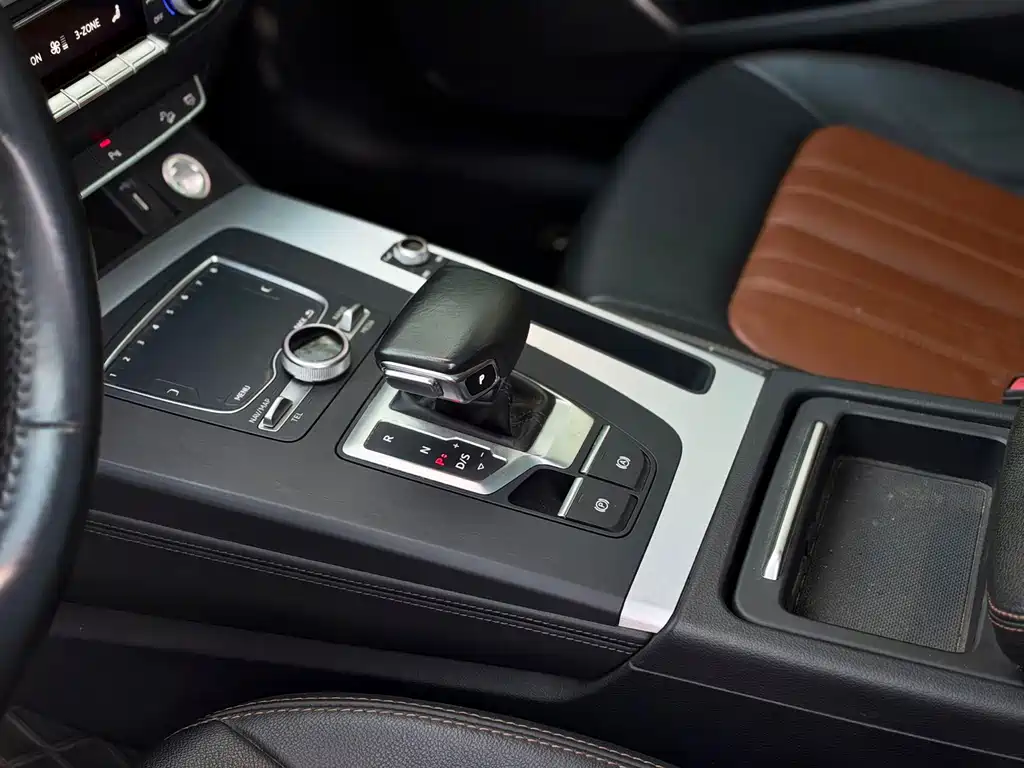Audi Q5L — миниатюра 13