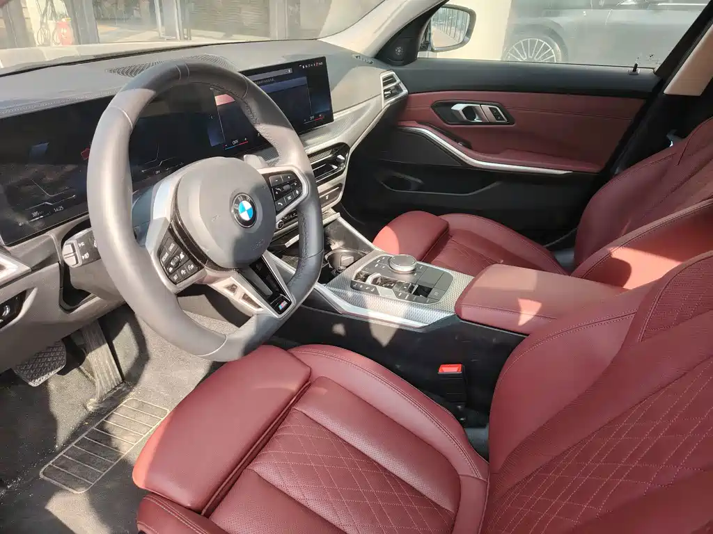 BMW 3 Series — миниатюра 4