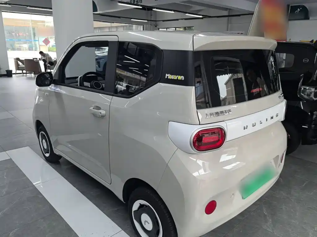 Wuling MINIEV — миниатюра 5