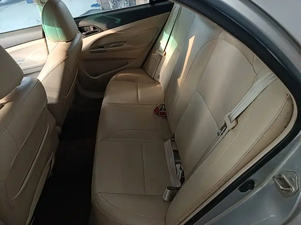 BYD F3 — миниатюра 17
