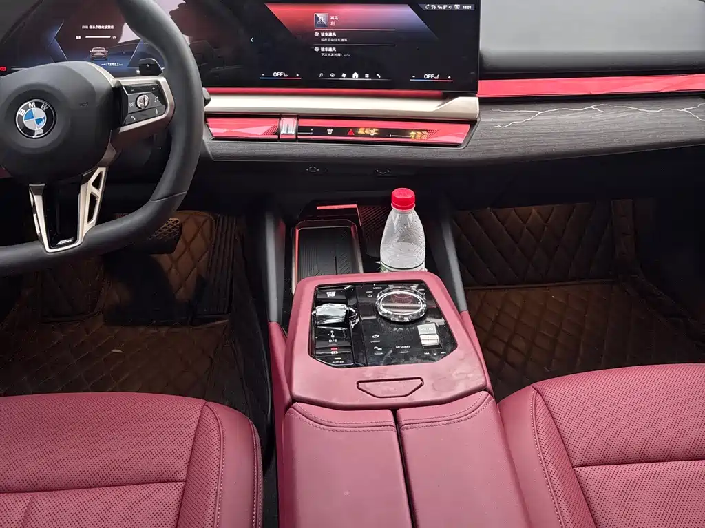 BMW 5 Series — миниатюра 10
