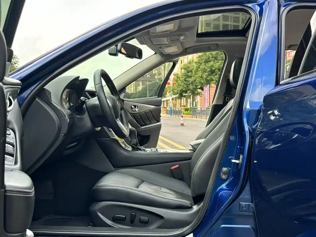 Infiniti Q50L — миниатюра 7