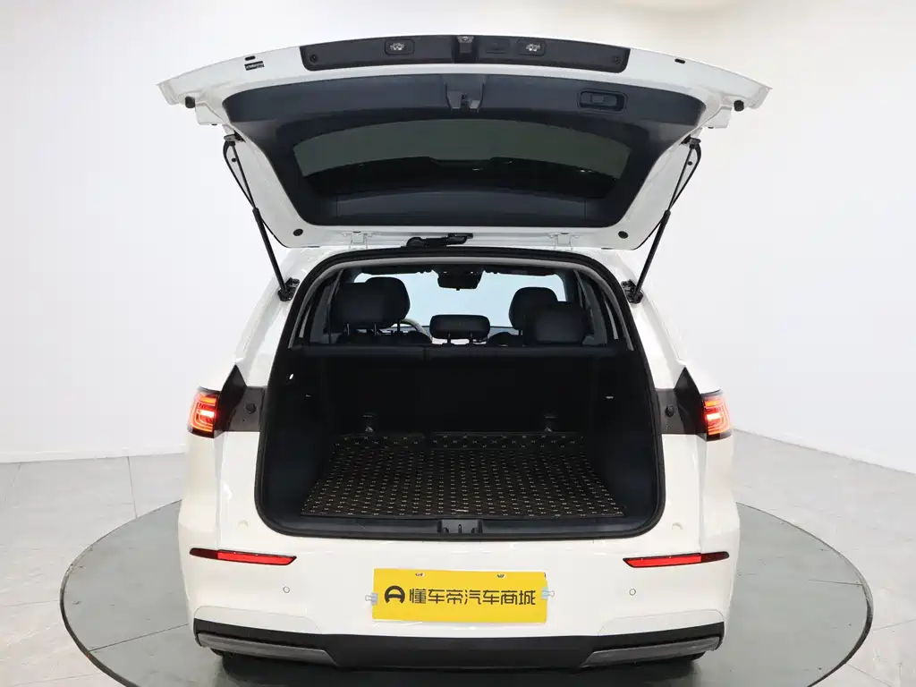 GEELY GALAXY GALAXY E5