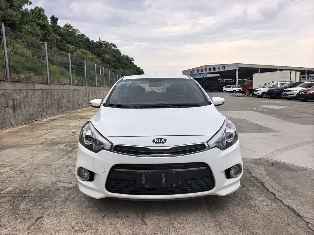Kia K3S — миниатюра 2
