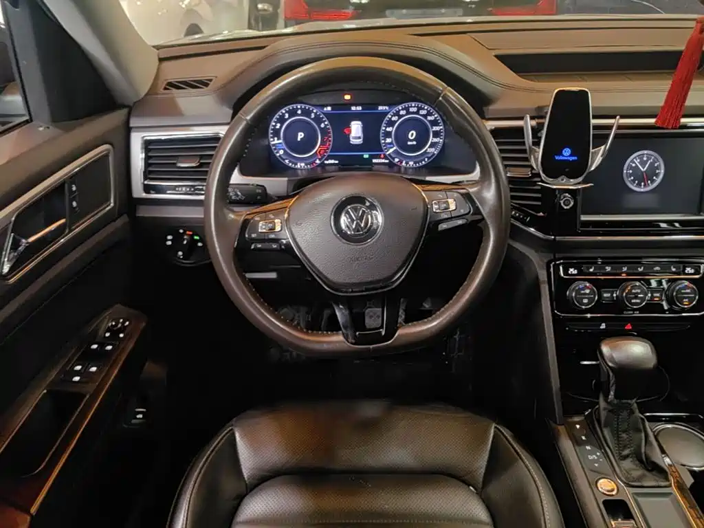 Volkswagen Teramont — миниатюра 11