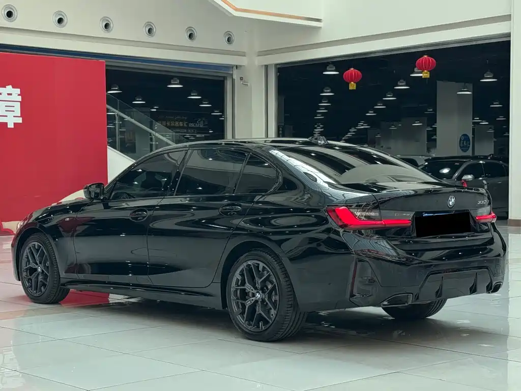 BMW 3 Series — миниатюра 24