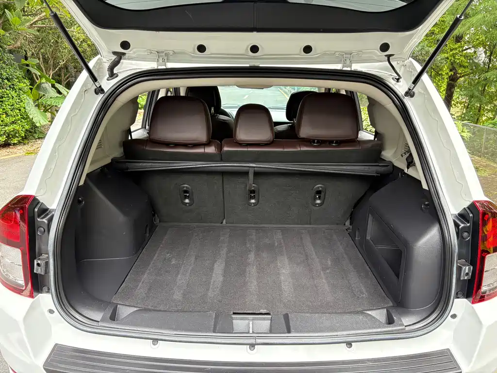 Jeep Compass (Import) — миниатюра 11