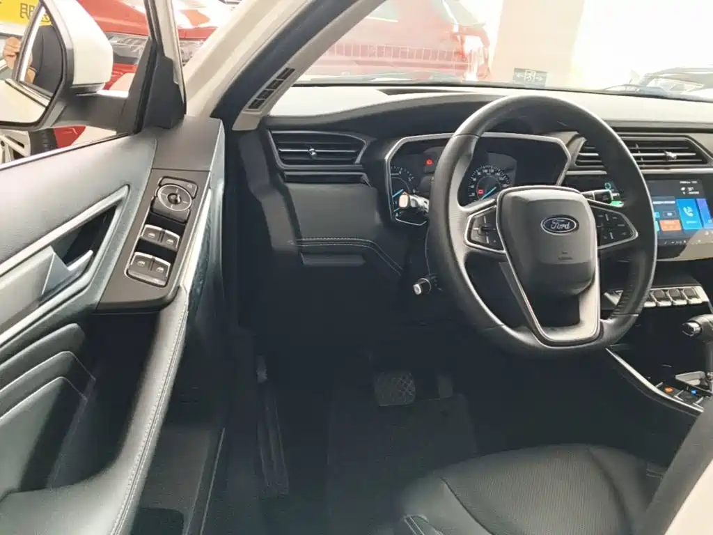 Ford Territory — миниатюра 16