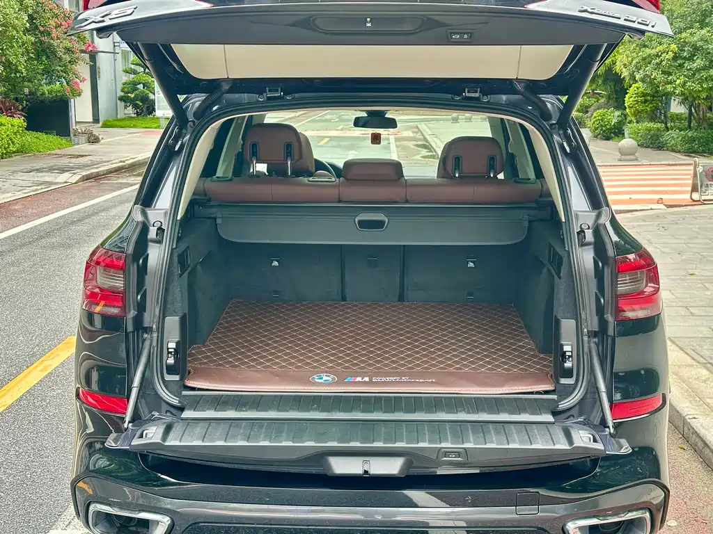 BMW X5 2021 xDrive30i M Sport