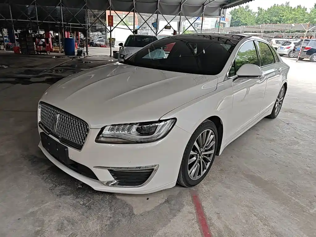 Lincoln MKZ