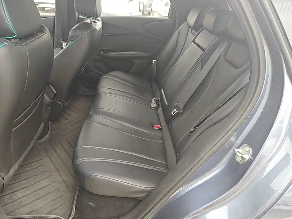 BYD Dolphin — миниатюра 17