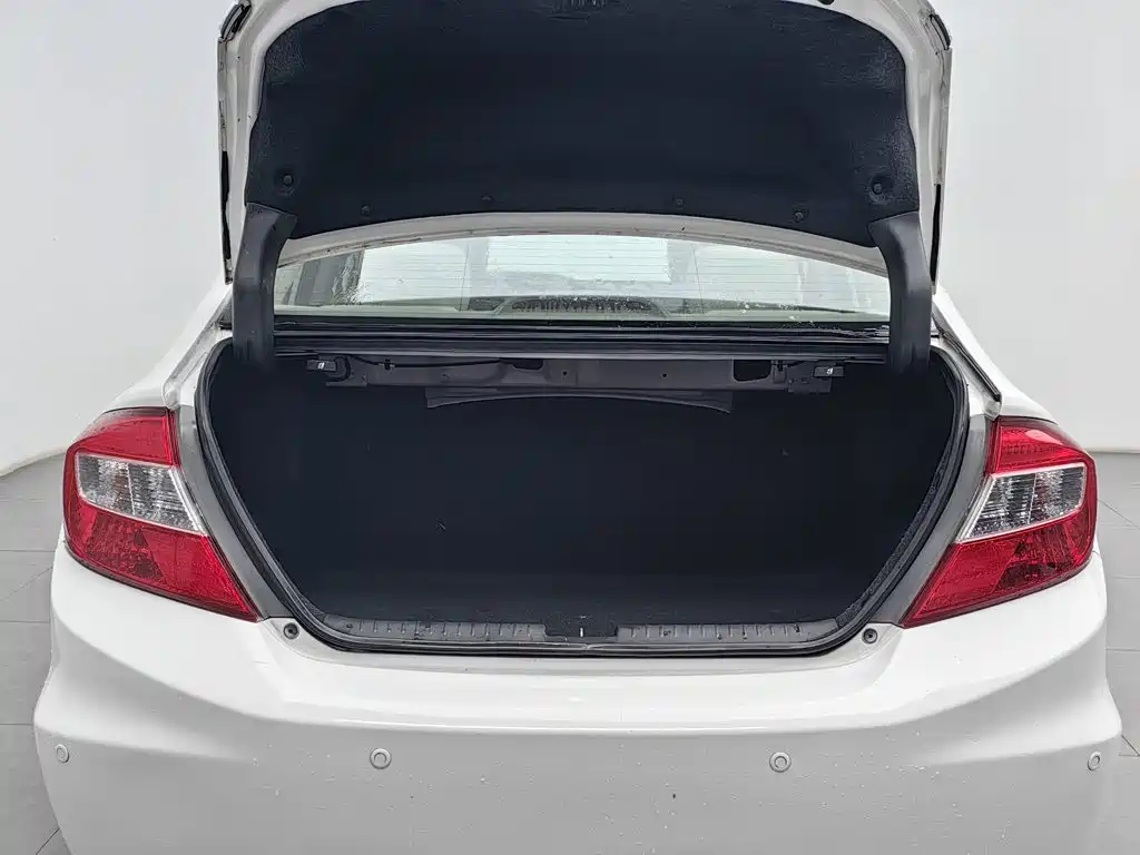 Honda Civic — миниатюра 16