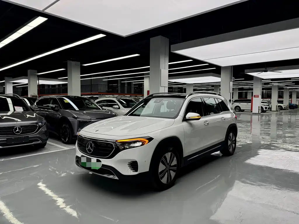 Mercedes-Benz EQB