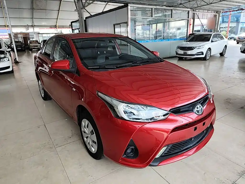 Toyota Yaris L — миниатюра 4